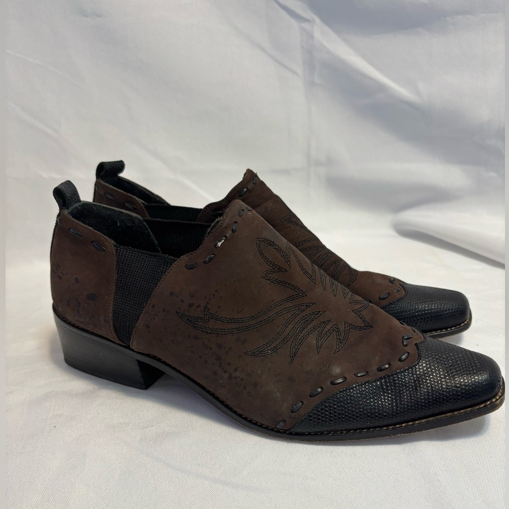 Donald Pliner Suede Western Cowgirl Brown Vintage Ankle Boots Women’s Size 7.5